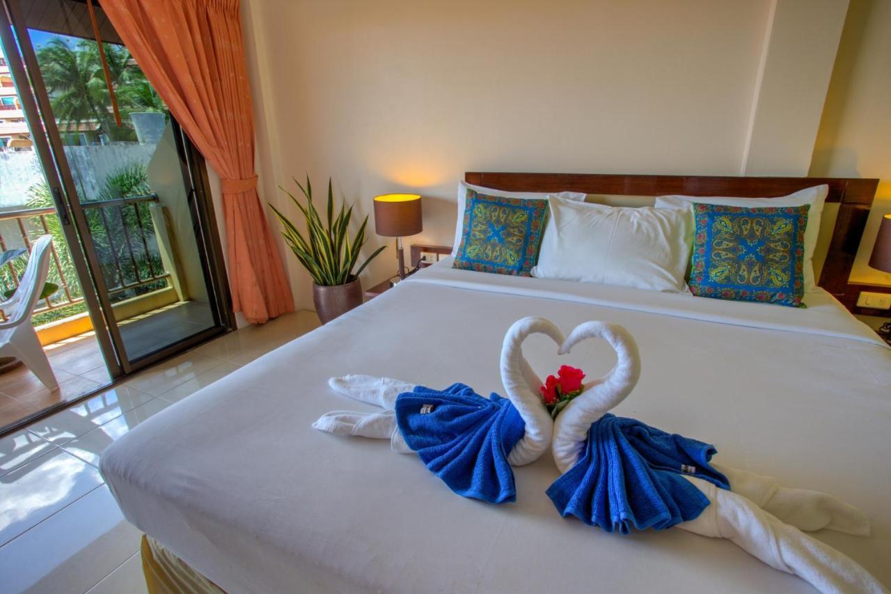 Seven Seas Hotel Patong Buitenkant foto