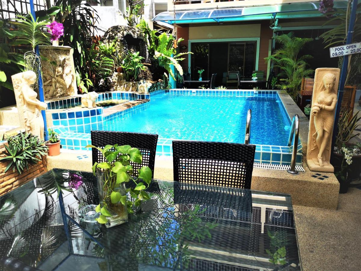 Seven Seas Hotel Patong Buitenkant foto