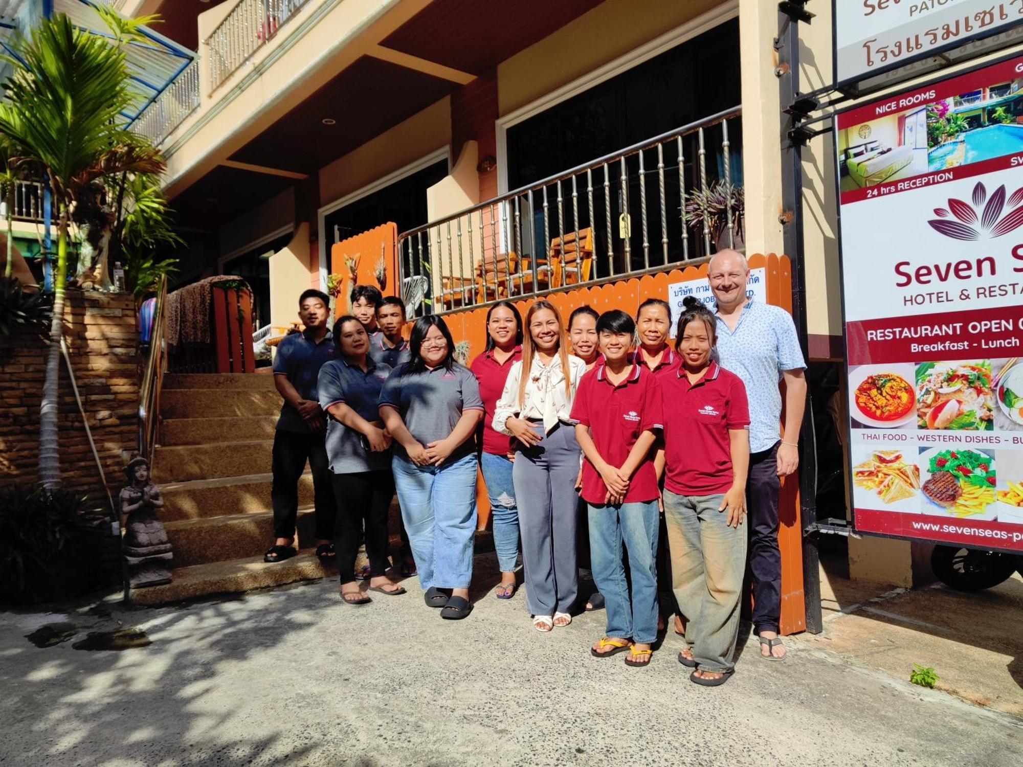 Seven Seas Hotel Patong Buitenkant foto
